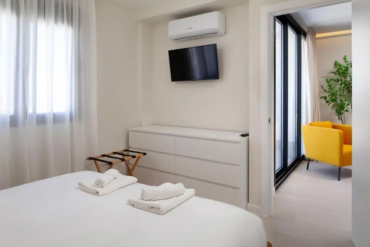 アパート Live Like A Local Your Comfortable Retreat At Pas マラガ スペイン