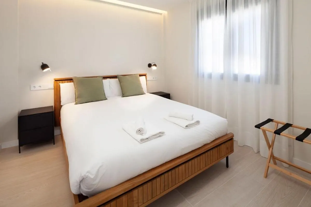 アパート Live Like A Local Your Comfortable Retreat At Pas マラガ