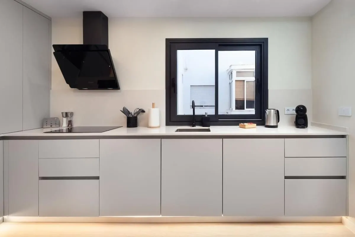 Apartment Live Like A Local Your Comfortable Retreat At Pas Malaga